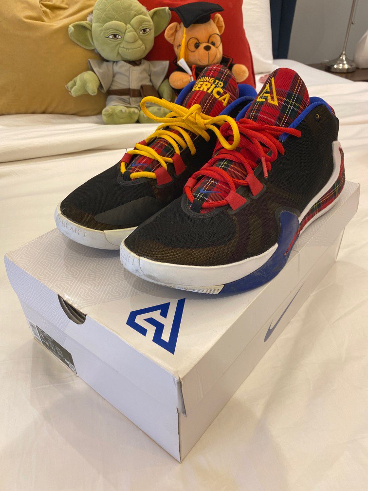 custom zoom freaks