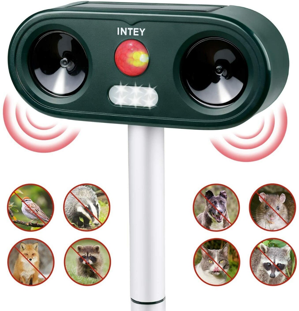 Solar Powered Waterproof PIR Sensor Repeller for Cats Dogs and More Humutan Ultrasonic Dog Repeller 