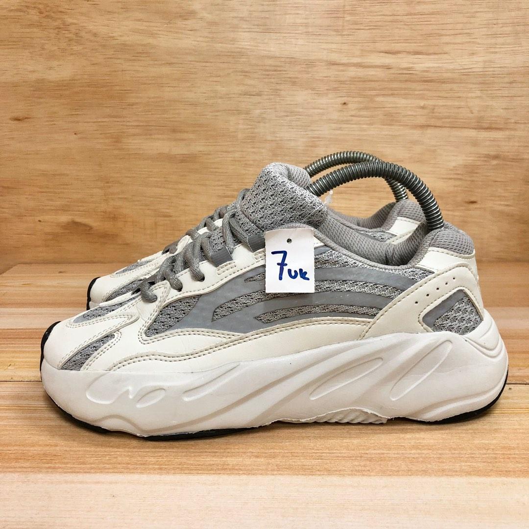 158sir yeezy hot sale 700