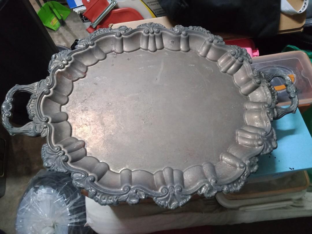Antique Vintage Classic Tray (Category: Other Kitchenware & Tableware) located in Taytay. Submitted by archie2427 (Listing ID 1187210705, Image 1). Description: Antique Vintage Classic Food tray. Heavy. As is. Call or text for faster transaction 0925-698-1234 GOD BLESS!.