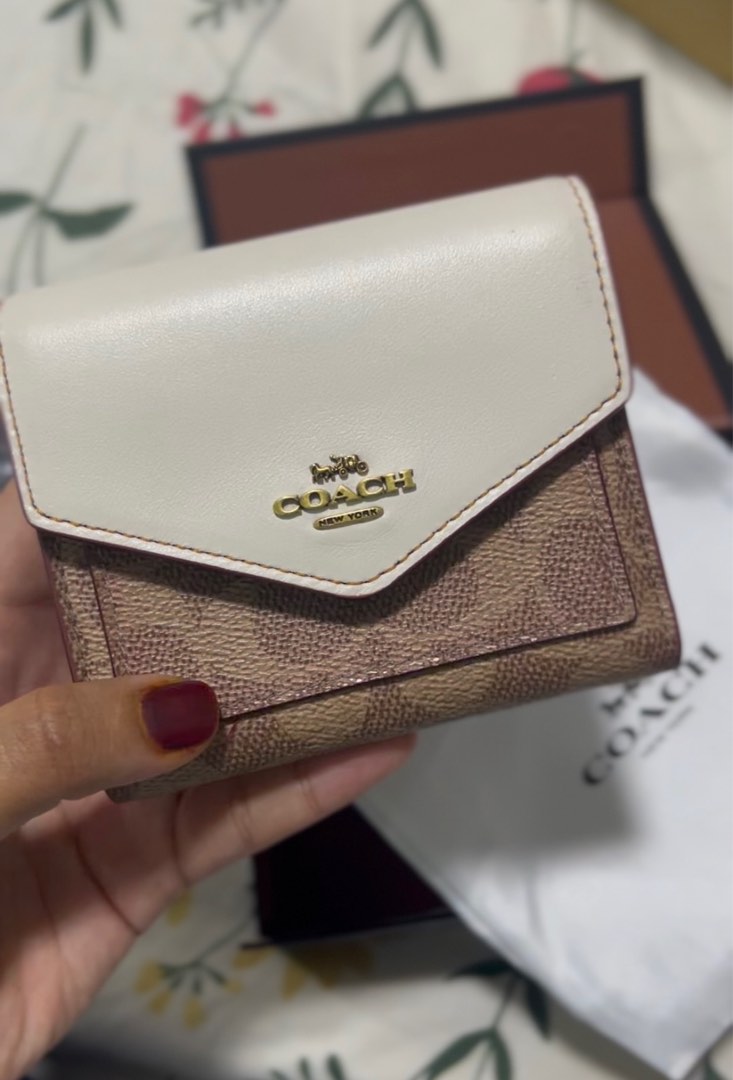 Coach new york small clearance wallet