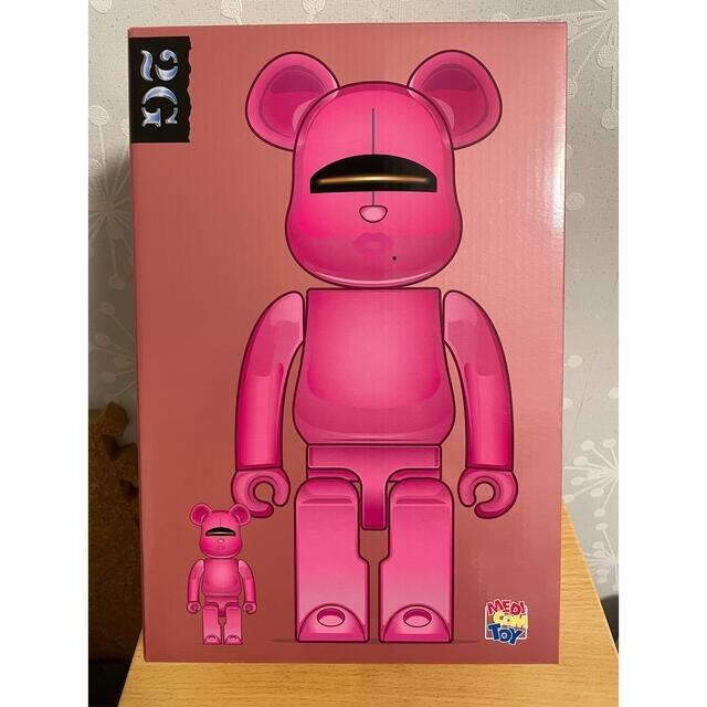 BE@RBRICK Bearbrick 空山基SORAYAMA×2G PINK GOLD, 興趣及遊戲, 玩具