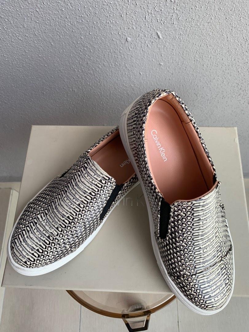 Calvin Klein Shoe (size 35), Women's Fashion, Footwear, Sneakers on  Carousell