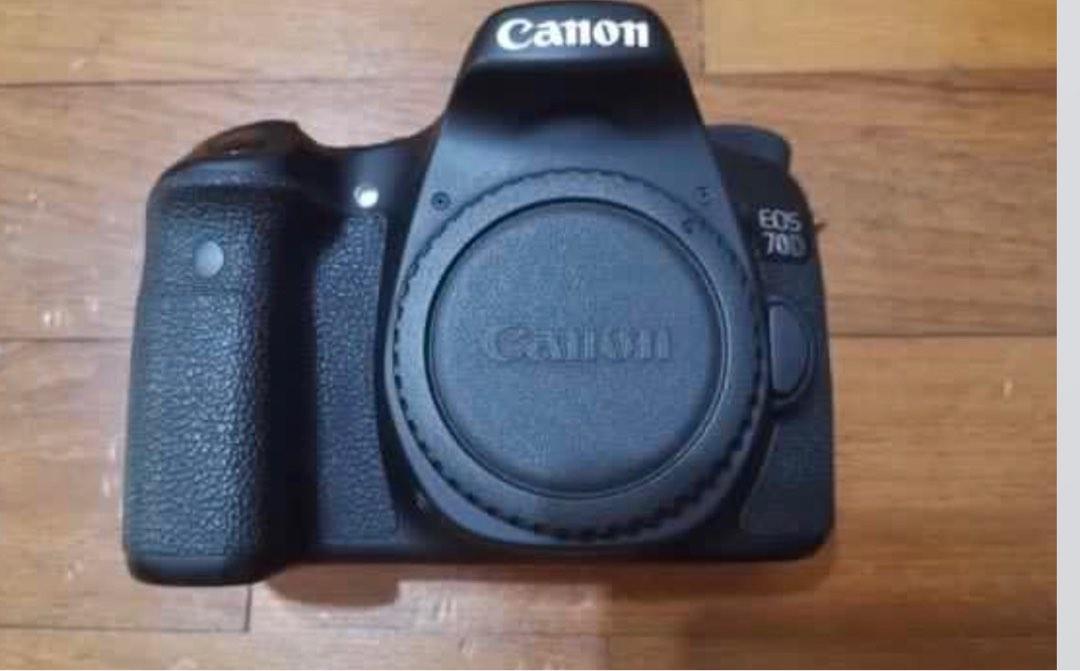 canon 70d body used