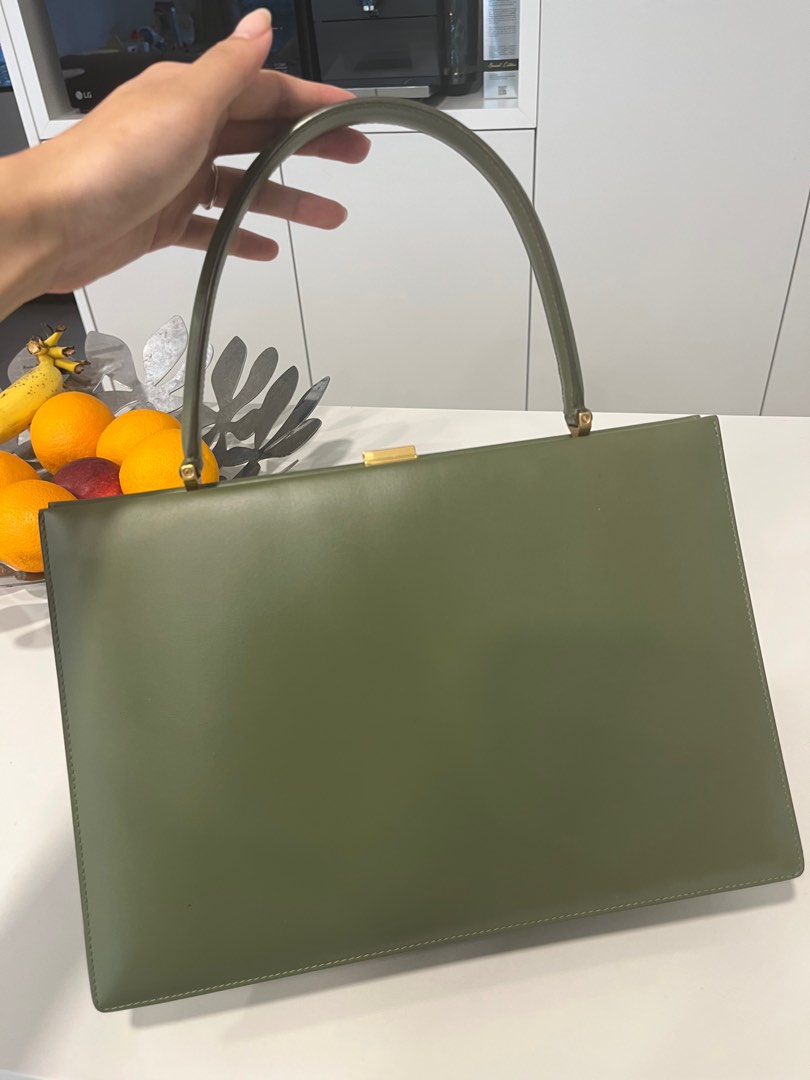 leather clasp bag