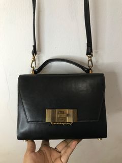 (Kategori: ) berada di . Dikirim oleh Mamimo (ID iklan 1187064812, Gambar 1). Deskripsi: .