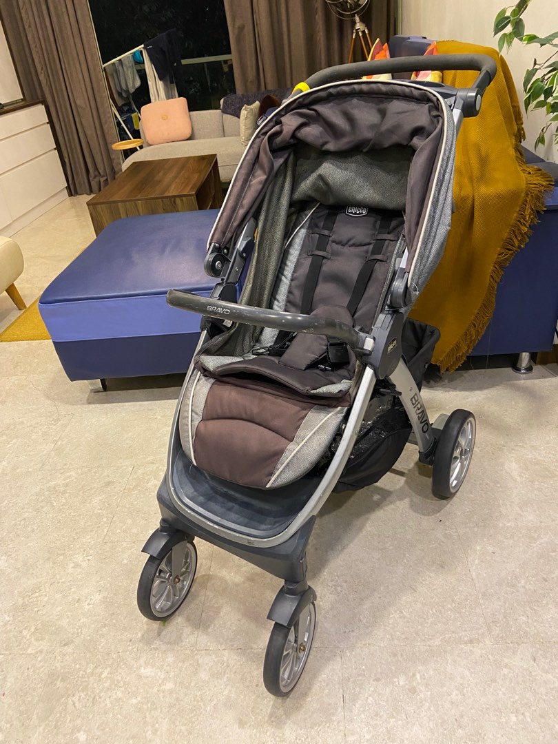 Chicco Bravo stroller, Babies & Kids, Going Out, Strollers on Carousell
