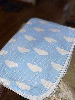 Clouds waterproof changing diaper mat