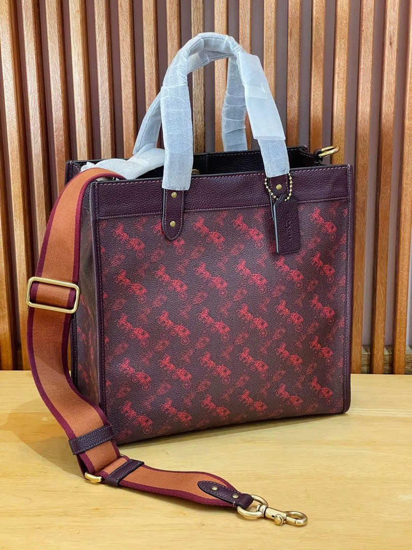 Coach cranberry tote Outlet