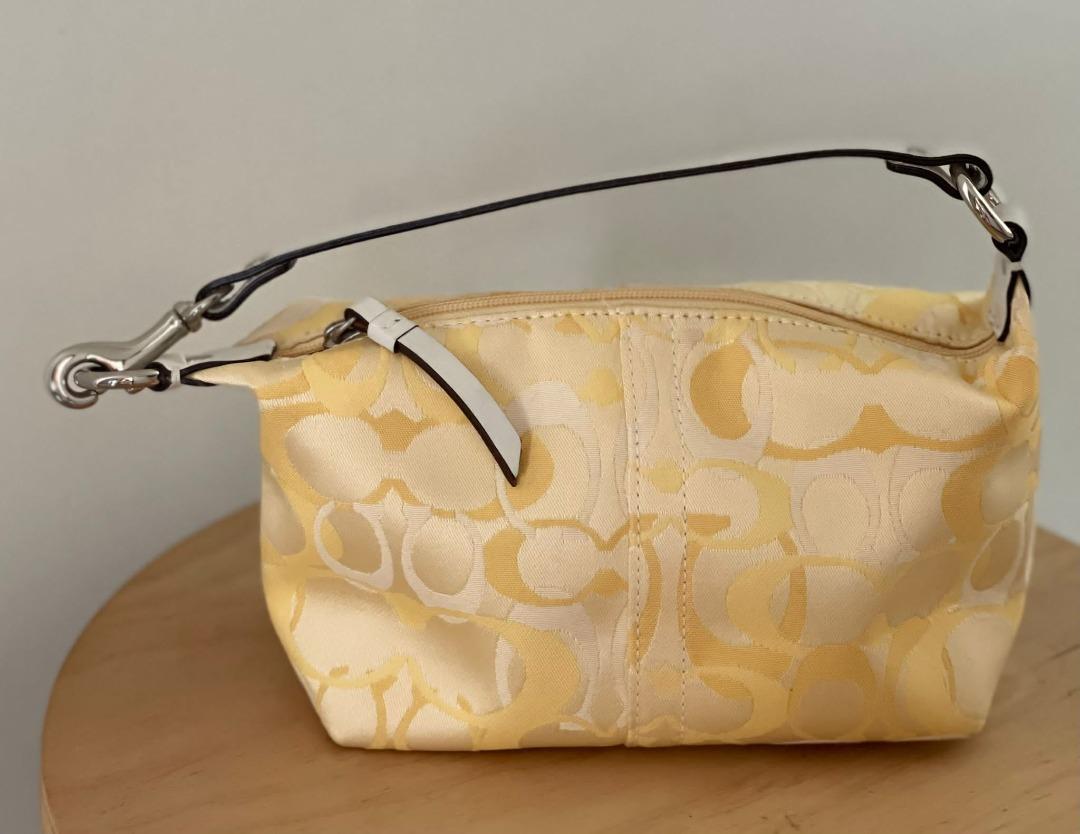Coach Small Purse Pouch Mini Bag Nego for Fast Deal Women s