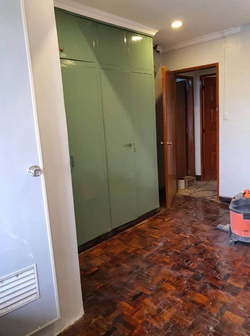 Commercial Building for Sale in Barangay Olympia, Makati City, Property