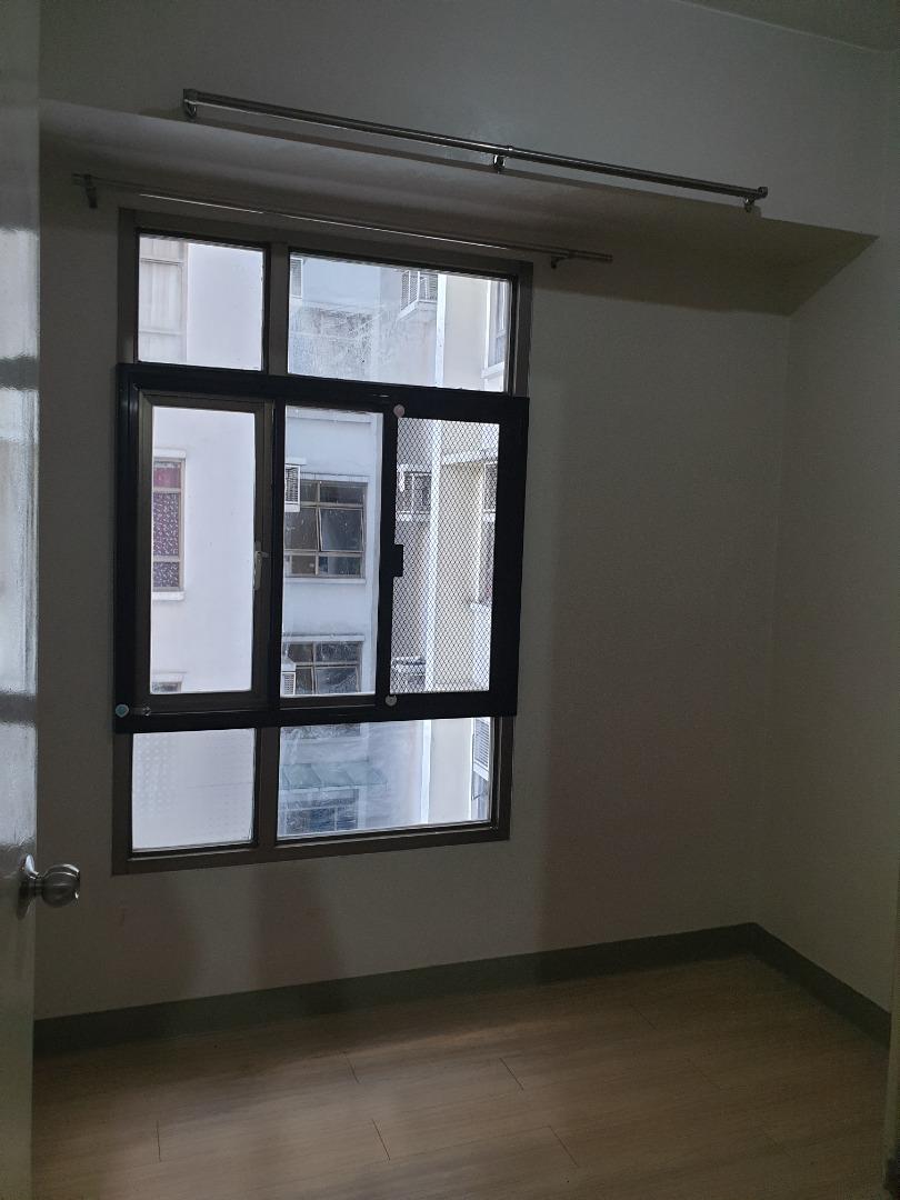 Condo For Sale at Suntrust Treetop Villas, Property, For Sale