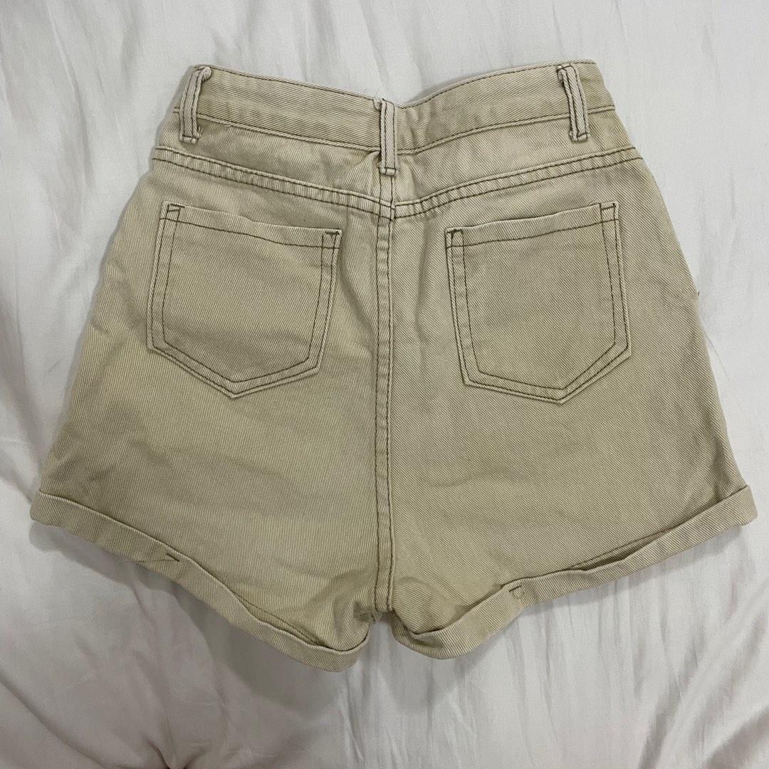 cream jean shorts