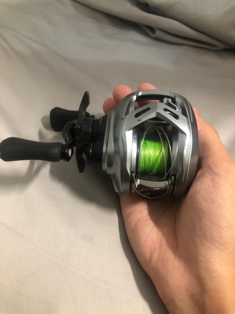Daiwa 21 alphas SV TW 800HL, Sports Equipment, Fishing on Carousell