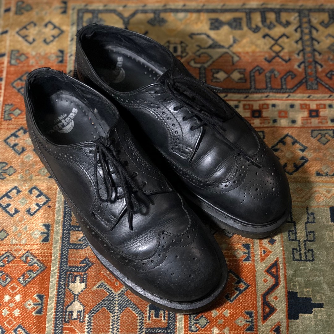 Dr martens wingtip black outlet