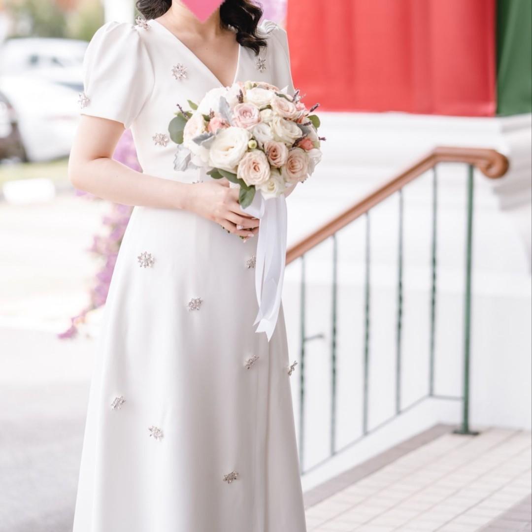 White dress for sales sale only worn once