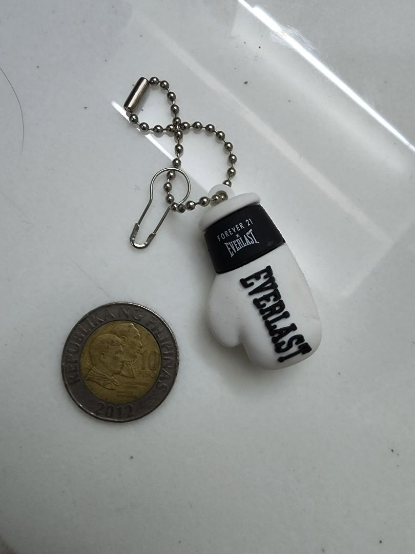Everlast Boxing Glove Keychain Limited Edition, Sports Equipment, Other