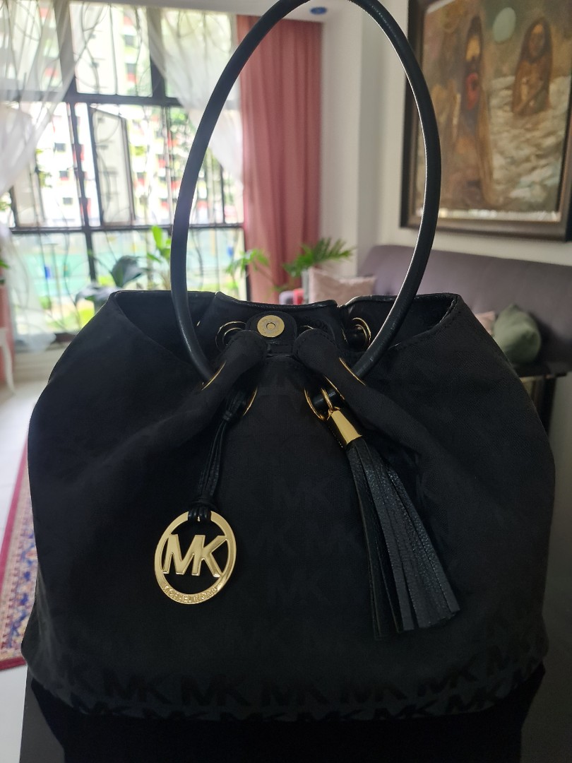 SALE Michael Kors Hand/shoulder Bag UNUSED Black 