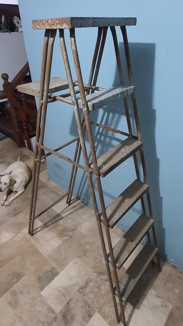 Heavy Duty Solid Steel Ladder, Furniture & Home Living, Home