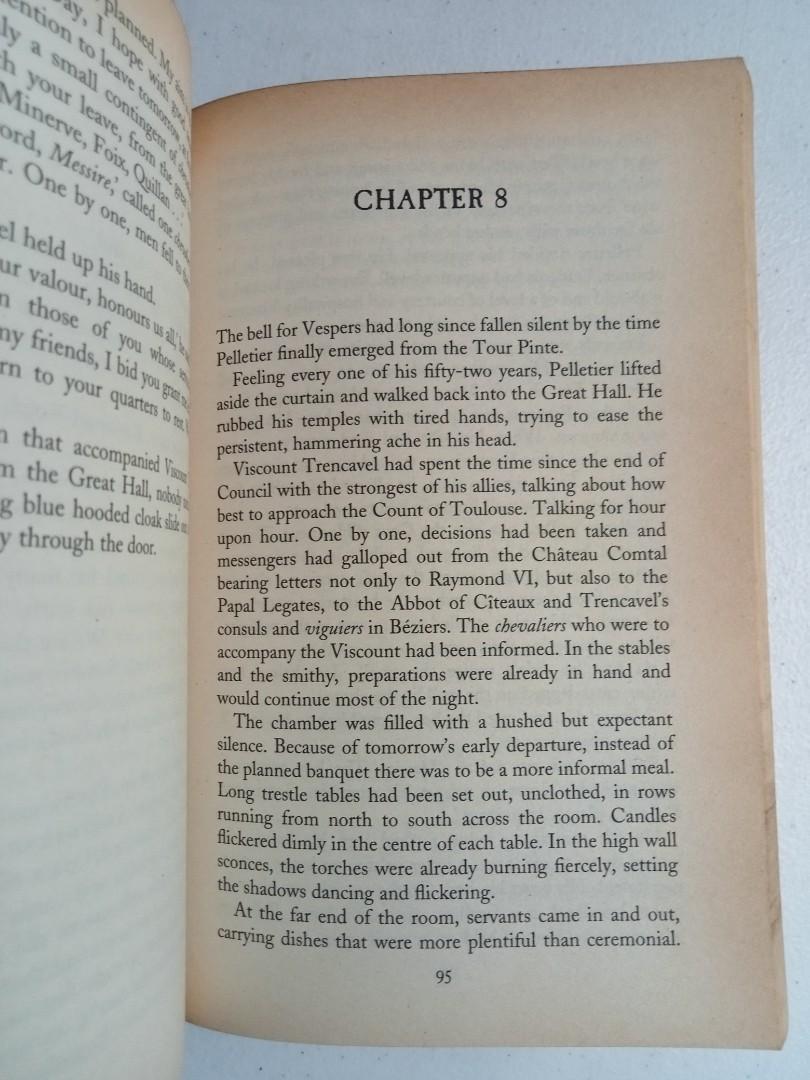 LABYRINTH BY KATE MOSSE, Hobbies & Toys, Books & Magazines, Fiction