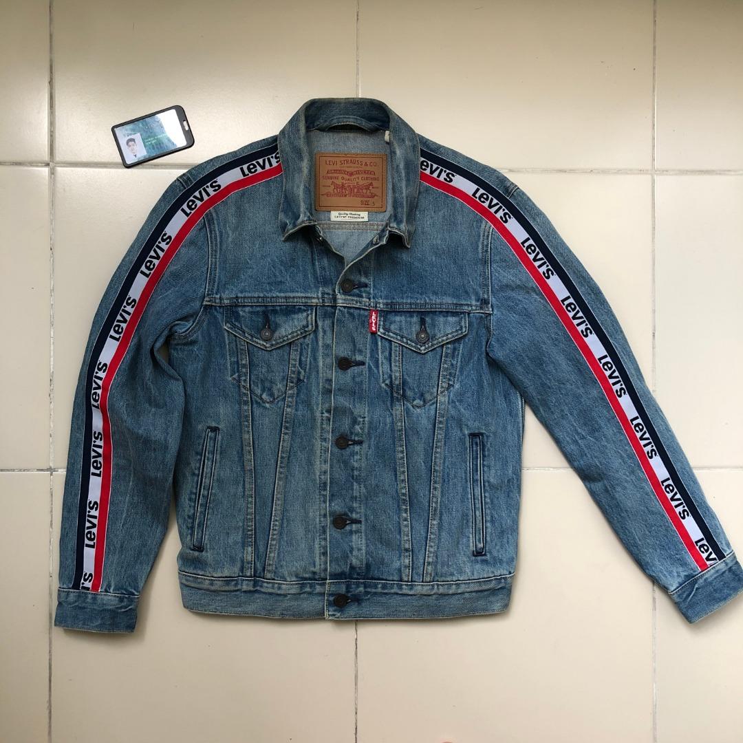 LEVI'S Premium Sport Striped Denim Trucker (2017 Collection), Men's  Fashion, Coats, Jackets and Outerwear on Carousell