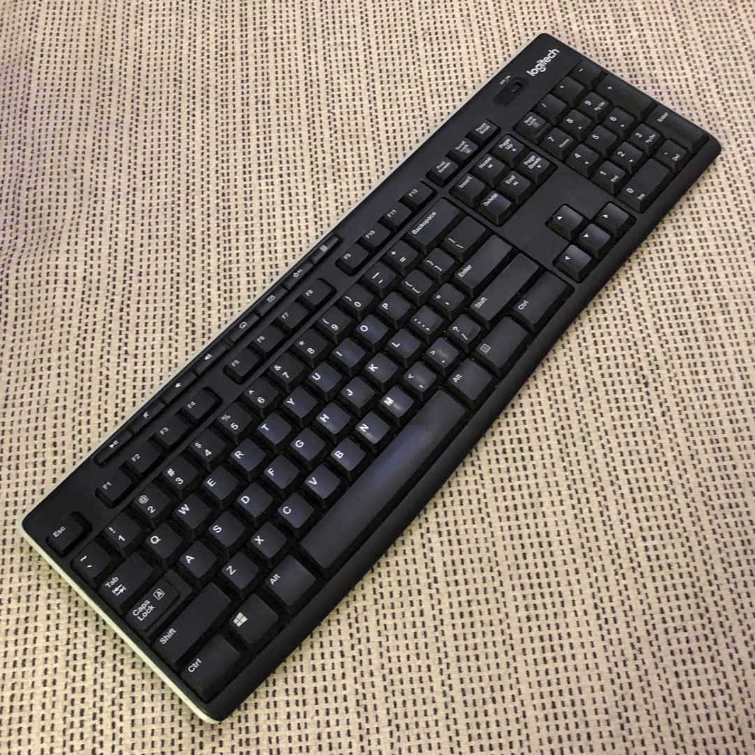 Logitech Wireless Keyboard, Computers & Tech, Parts & Accessories, Computer Keyboard on Carousell