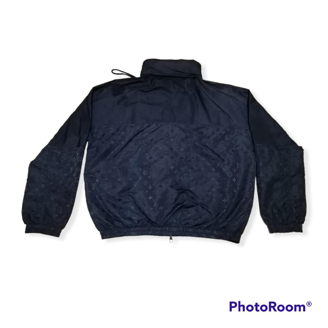 Louis Vuitton, Black windbreaker jacket Polyester ref.1002152 - Joli Closet