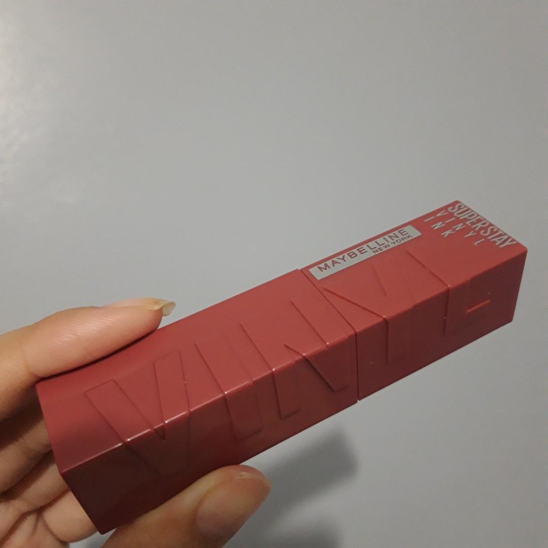 Maybelline Superstay Vinyl Ink Liquid Lipstick Transferproof Long
