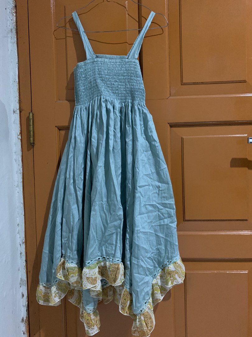 Mini dress kutangan, Fesyen Wanita, Pakaian Wanita, Gaun & Rok di Carousell