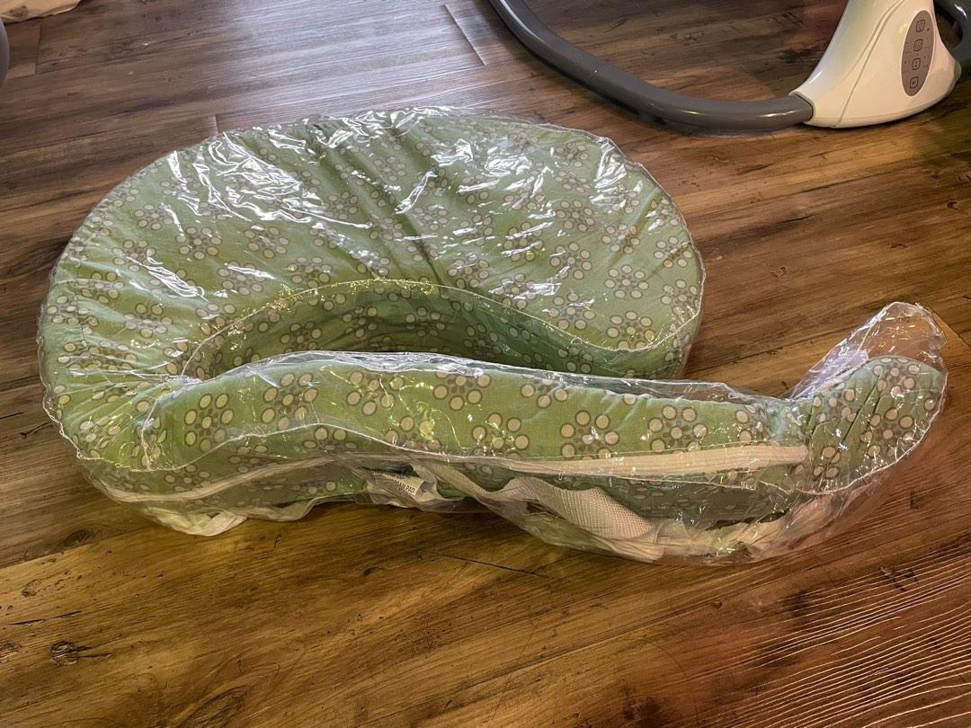 My Best Friend Breastfeeding Pillow used on Carousell