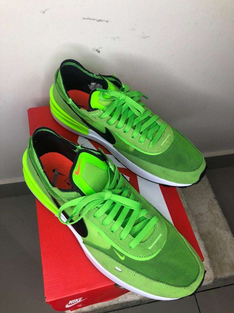 Electric hot sale green nike