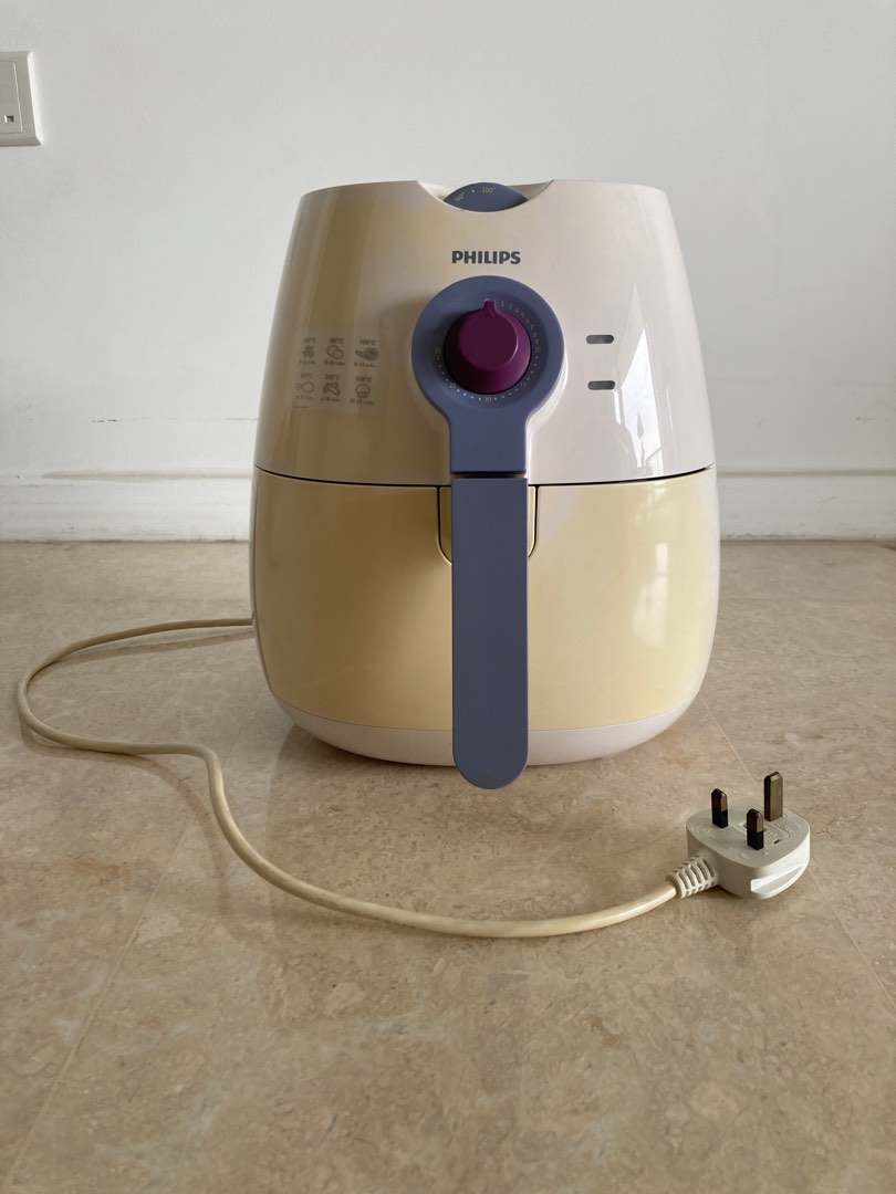 Philips Air Fryer HD9220 4.1 litre capacity, TV & Home Appliances