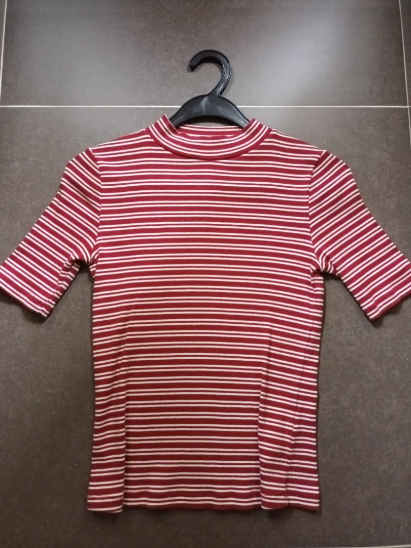 Red and best sale white turtleneck