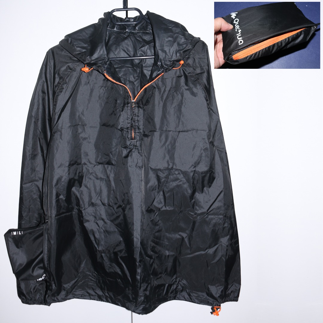 Quechua raincoat folding deals