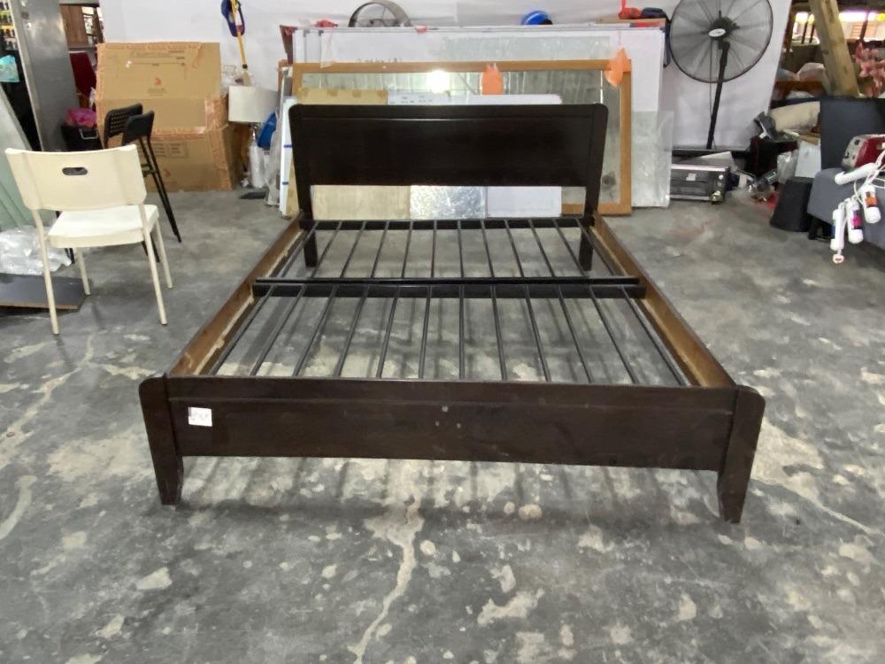 Queen Wooden Bed Frame with Metal Base Dark Hazel Colour / Rangka Katil