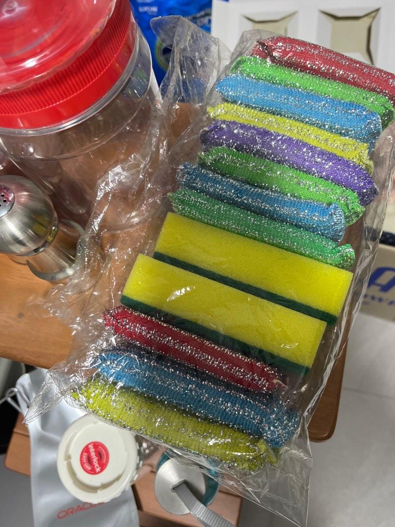 Salt pepper shaker sponge red container water bottle, Furniture & Home Living, Kitchenware