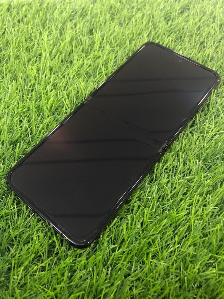 Samsung z flip, Mobile Phones & Gadgets, Mobile Phones, Android Phones
