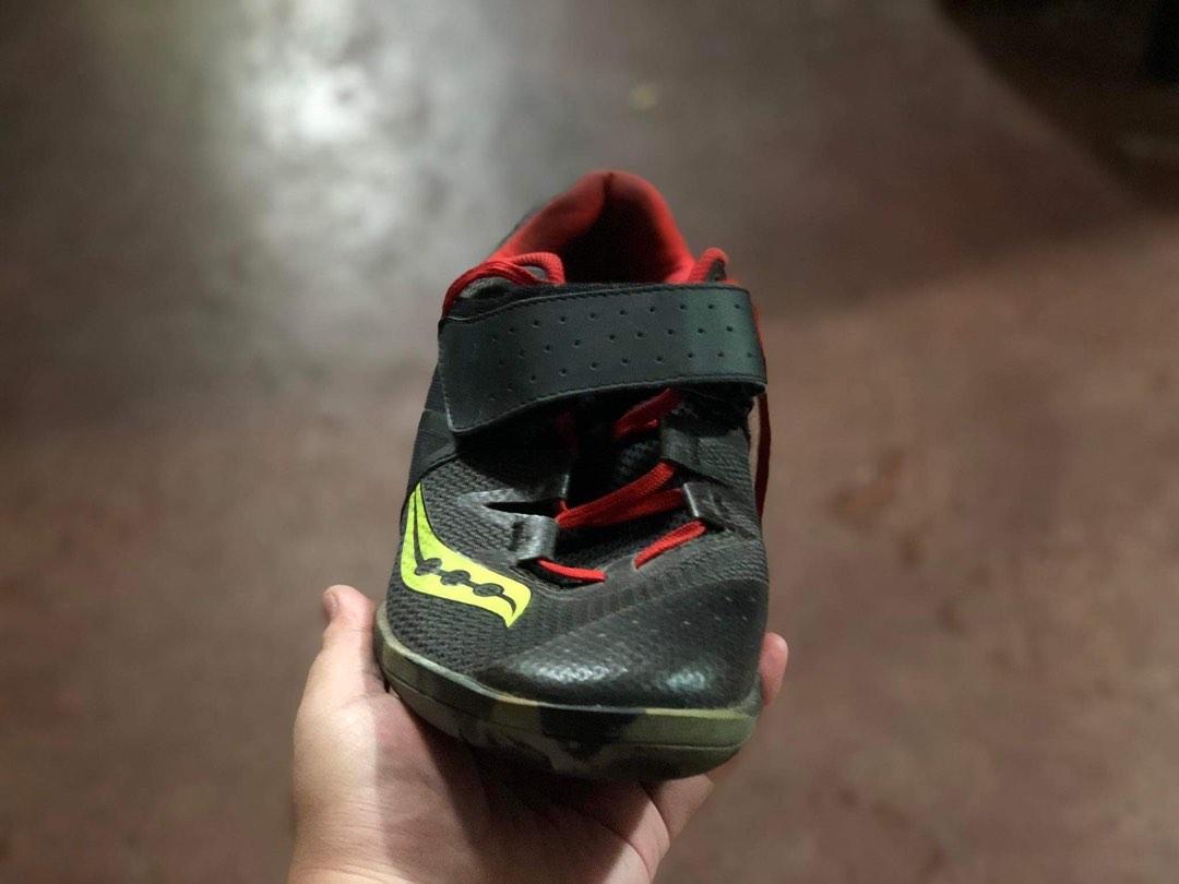 Saucony unleash sd outlet 2 throwing shoes
