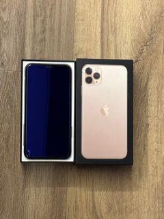 Selling iPhone 11 Pro Max 256GB Gold