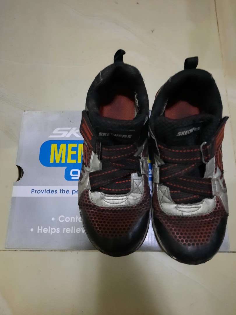 Sepatu Skecher Fesyen Pria Sepatu Sneakers Di Carousell