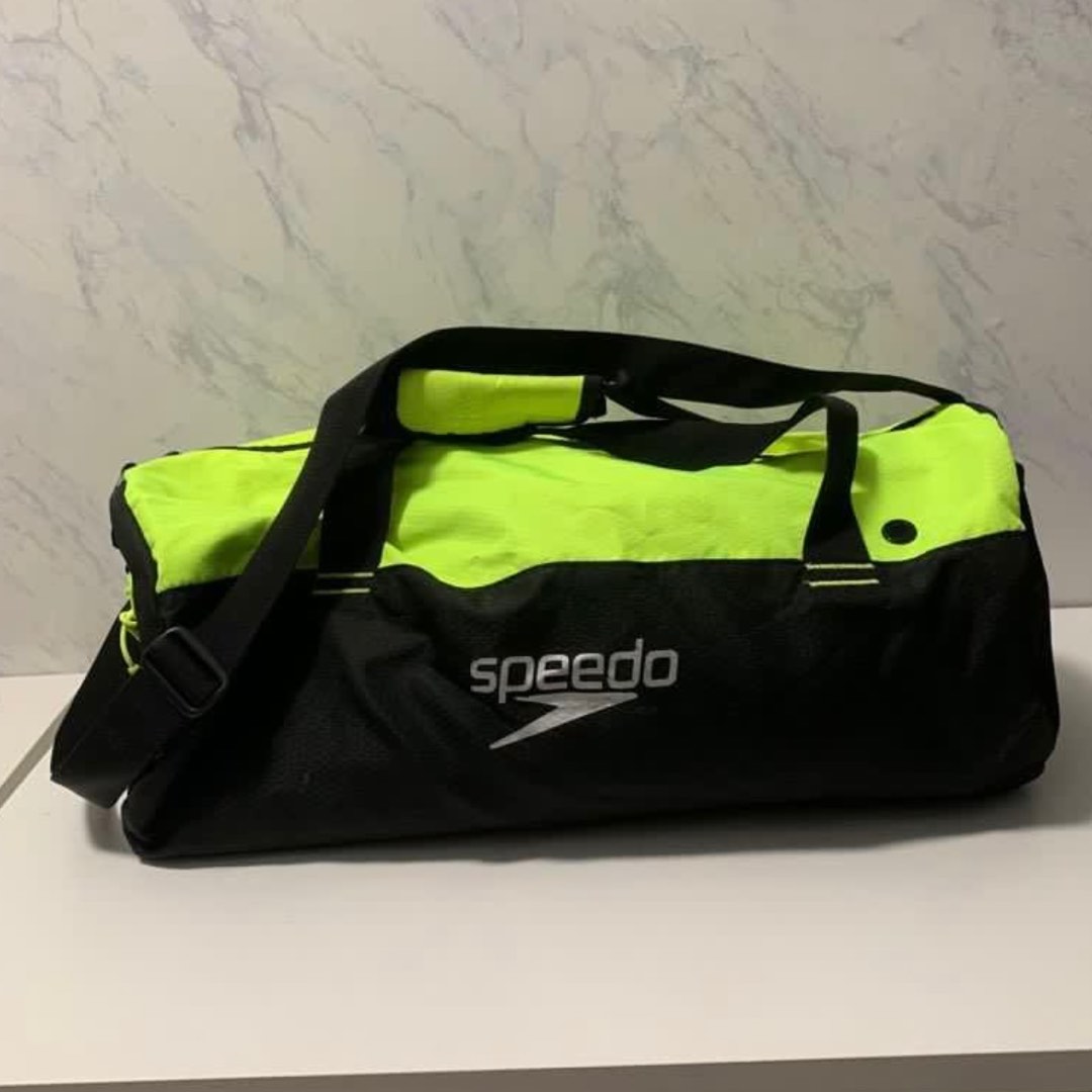Speedo duffle hotsell