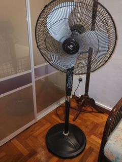 (Category: ) located in . Submitted by yuiop999 (Listing ID 1187203364, Image 1). Description: .