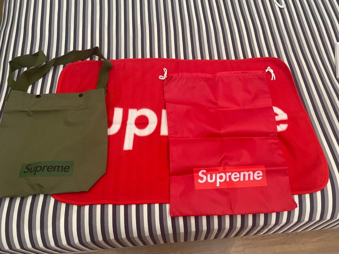 Supreme gymsack crossbody bag towel