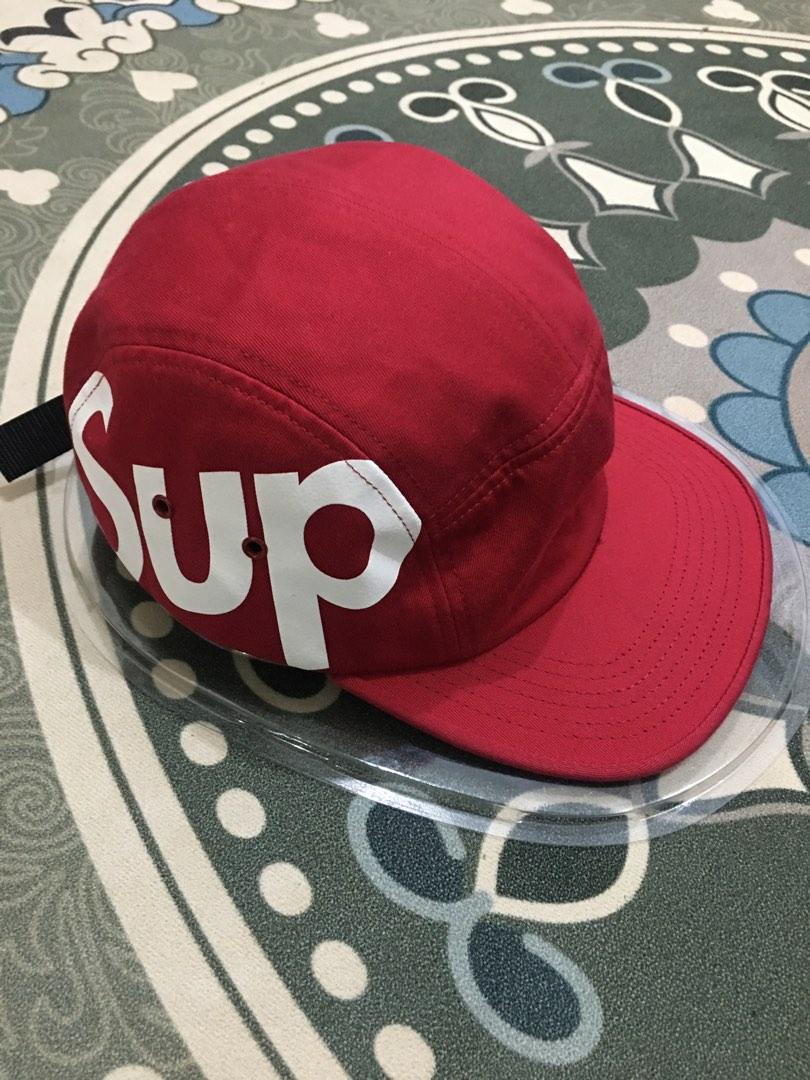 Supreme side logo outlet