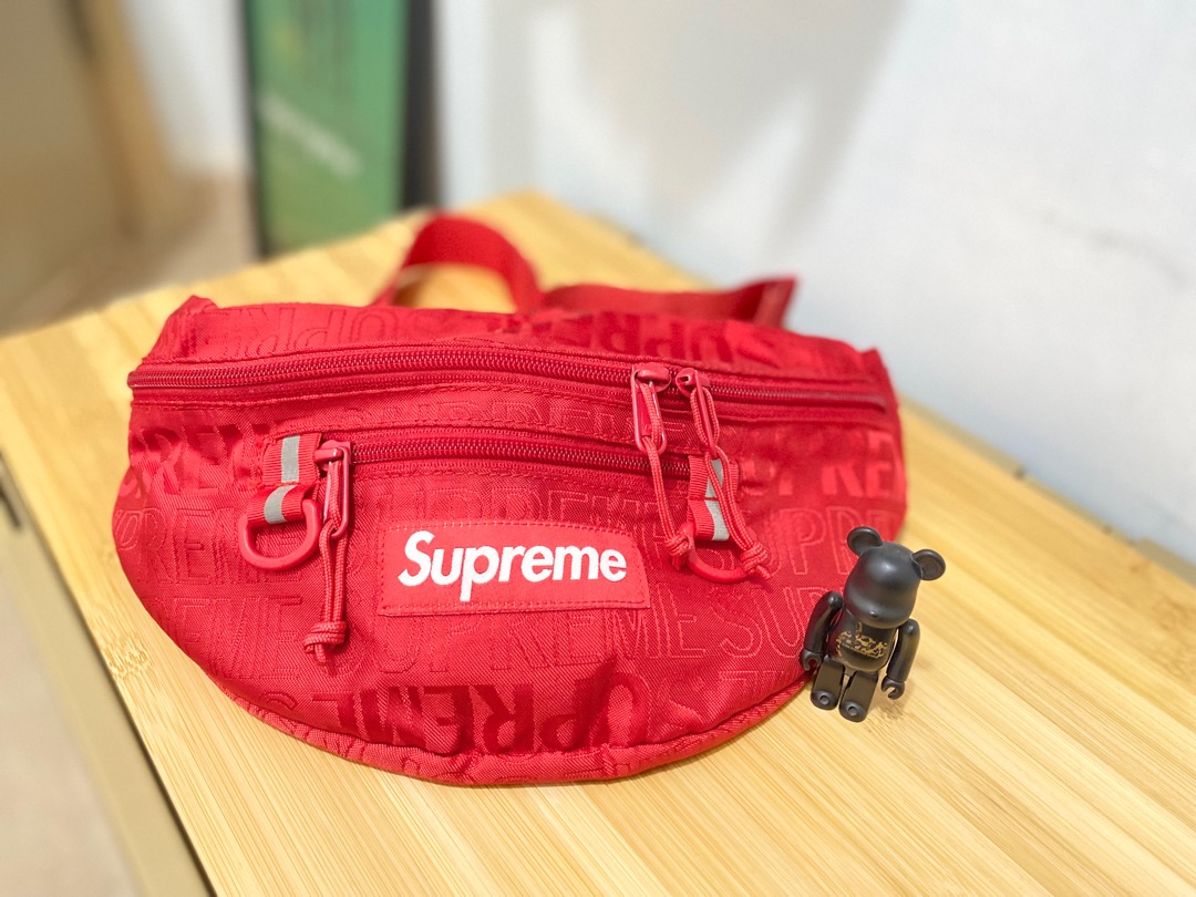 Supreme Waist Bag (SS19) 紅色腰包！真貨！, 男裝, 袋, 腰袋、手提