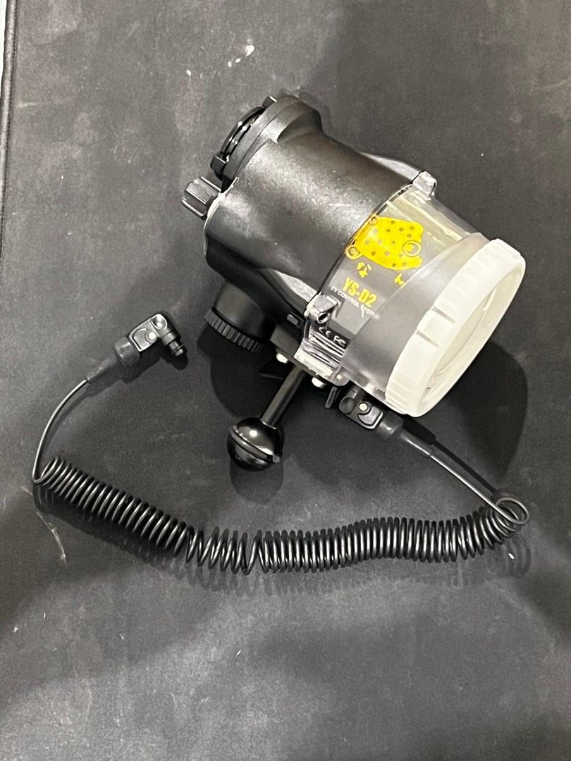 Underwater camera Strobe Sea&Sea YSD2, Photography, Cameras on Carousell