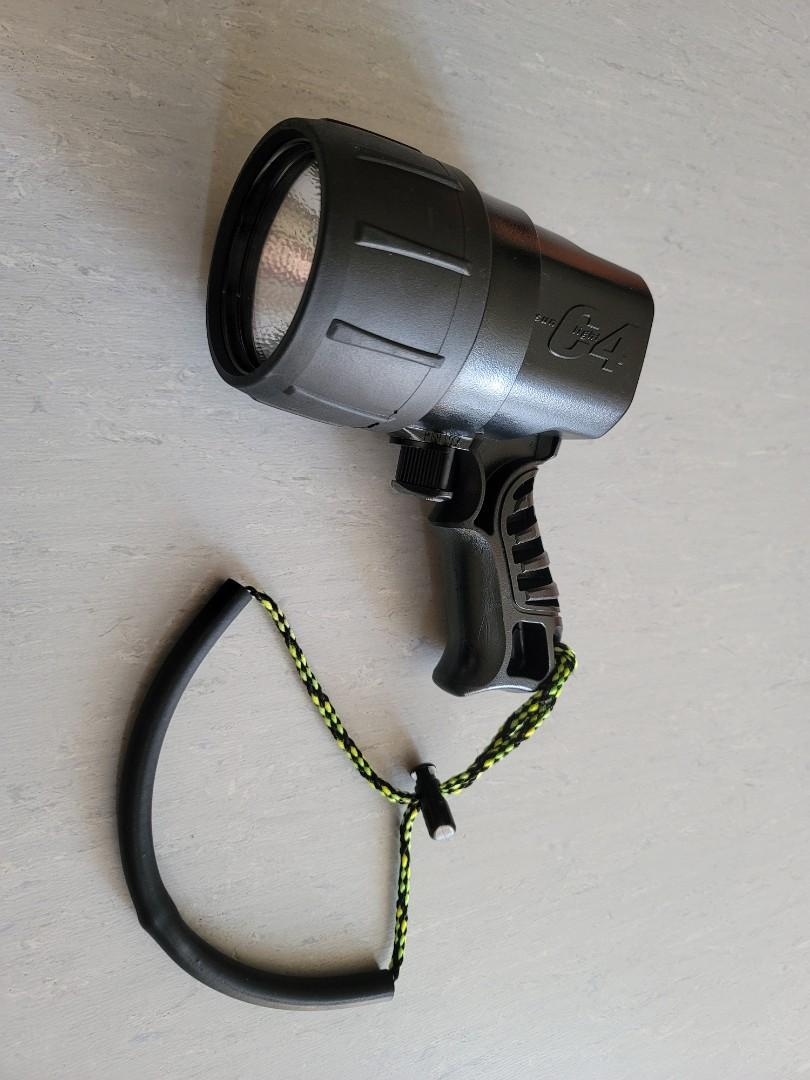 Underwater Sunlight C4 Dive Light, 運動產品, 其他運動配件 Carousell