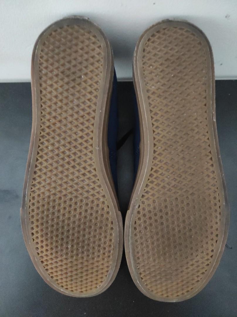 Vans Navy Blue Sneakers Gum Sole USED TWICE ONLY, Women's Fashion