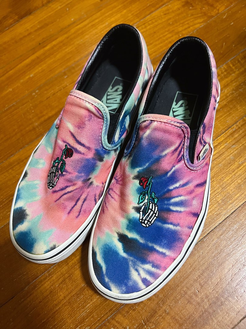 Vans tie dye Classic Slip On, Men's Fashion, Footwear, Sneakers on Carousell