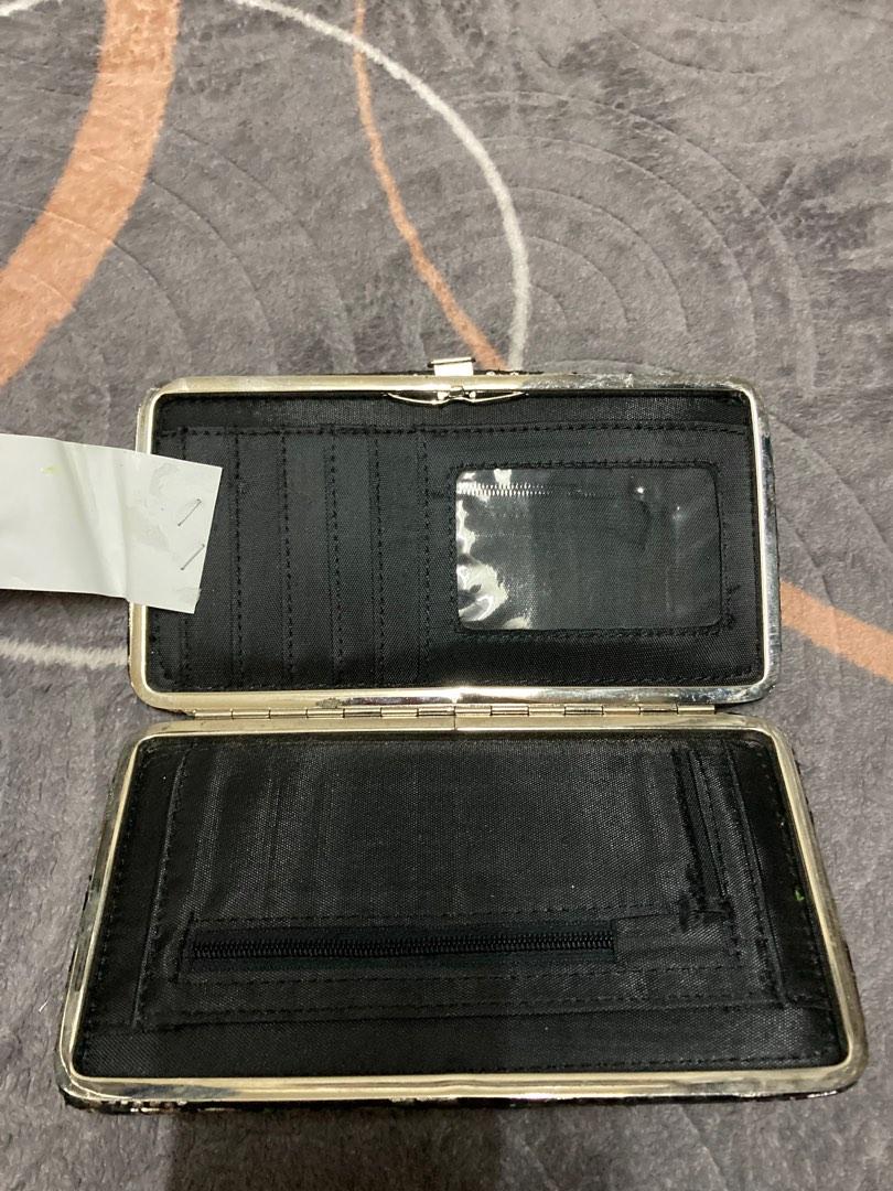 Kiss lock cheap clutch wallet